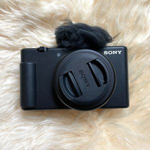 Sony ZV-1F Vlog Camera